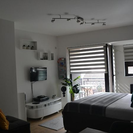 Urban Apartment Nis Luaran gambar